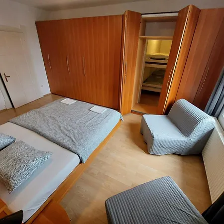 Privat bolig R24, Rose House *