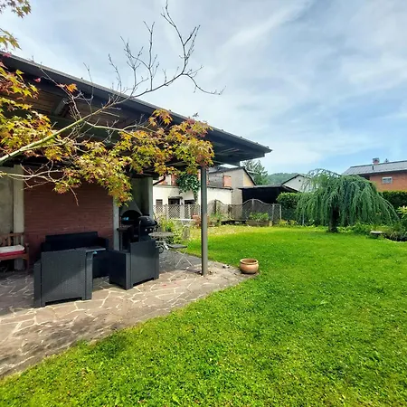 R24, Rose House Λιουμπλιάνα