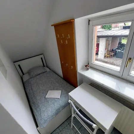 Pansiyon R24, Rose House Ljubljana